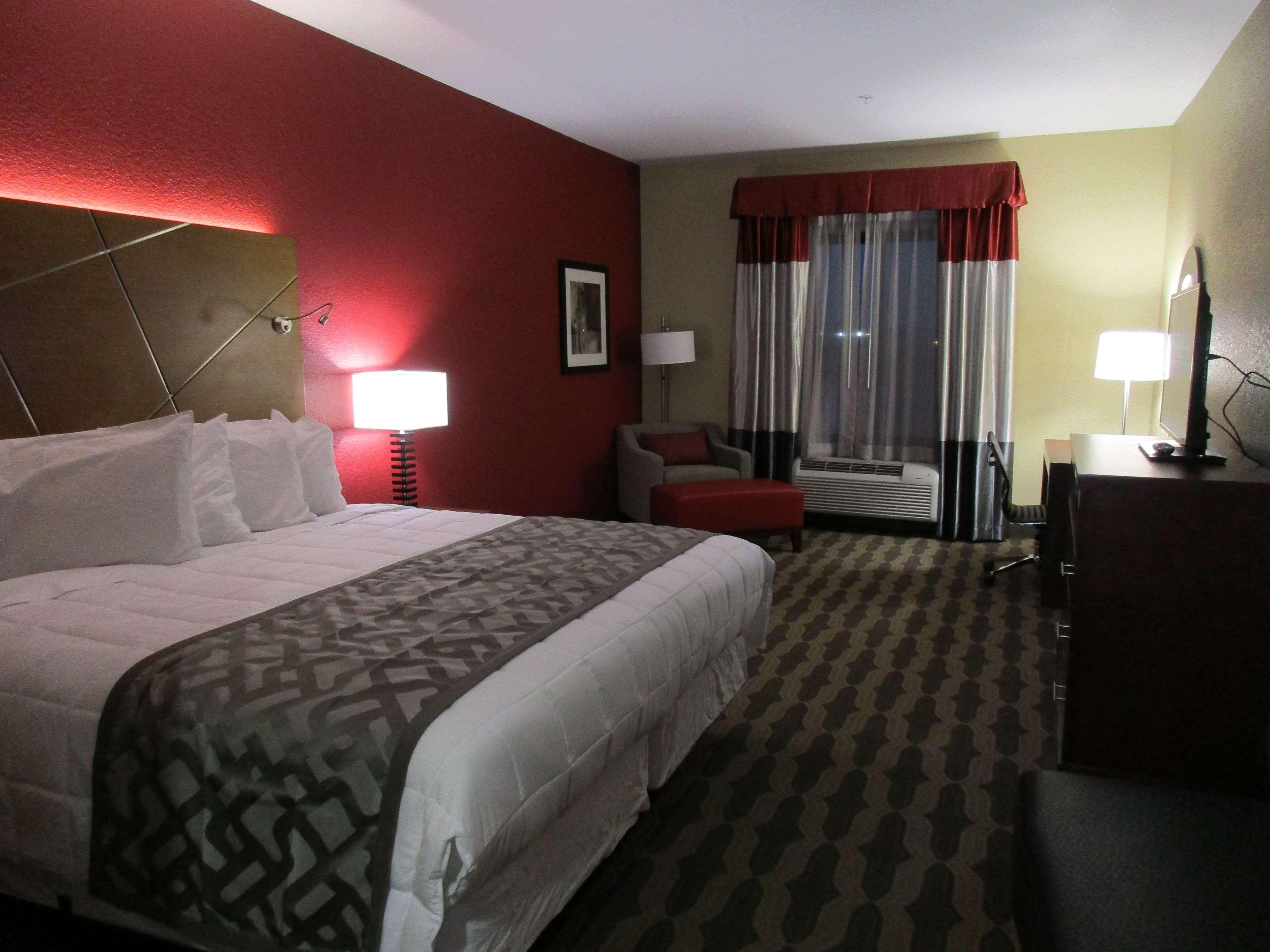 Best Western Plus Fairview Inn & Suites מראה חיצוני תמונה